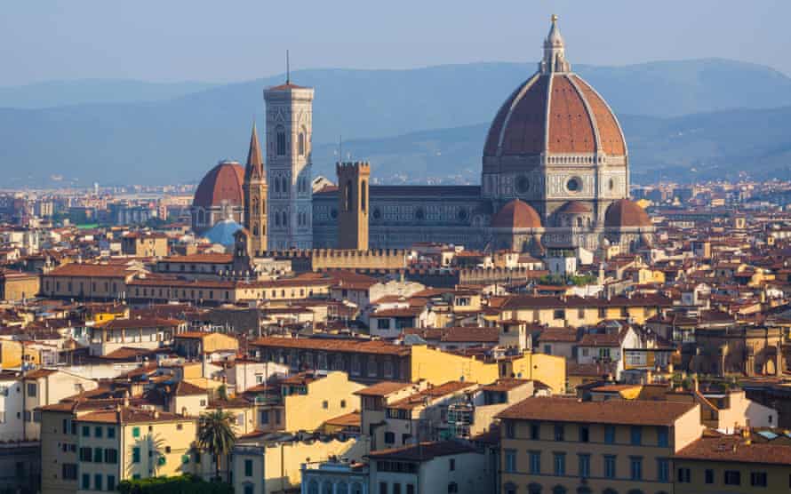 Vista del Duomo de Florencia.  Giovanni Simeone se involucró en la arquitectura y la cultura de la ciudad durante su estancia allí.
