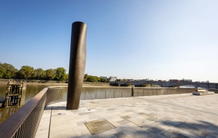 Row your boat … a sculpture marks the start point of the boat race at the new Putney Embankment.