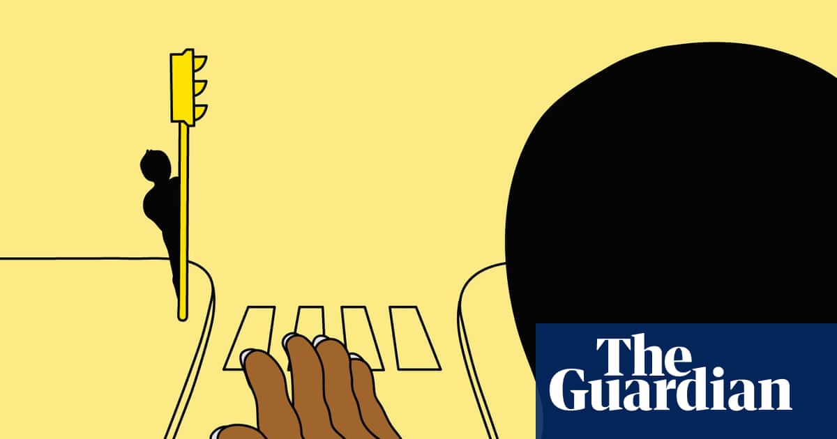 You be the judge: should my boyfriend hold my hand in public?