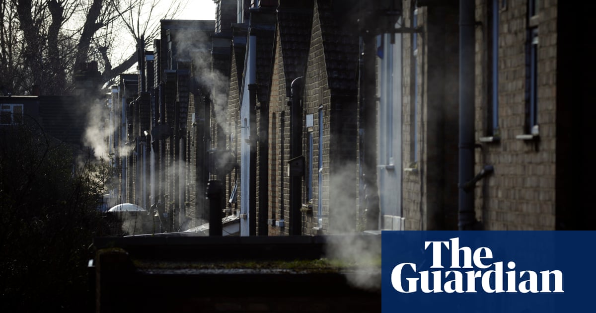 ‘Goalposts must stop moving’: plea for stability in UK’s green homes drive