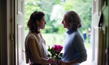 Honor Swinton Byrne and Tilda Swinton in The Souvenir Part II.