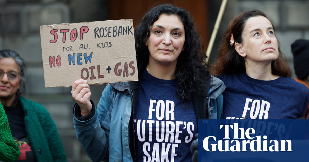 ‘We’d go absolutely nuts’: PM warned of Labour fight if he backs huge oilfield | Labour ‘We’d go absolutely nuts’: PM warned of Labour fight if he backs huge oilfield | Labour