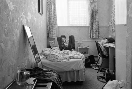 “All right, seen our kid? OK, bye”’ … Noel in 1994 by Chris Floyd.