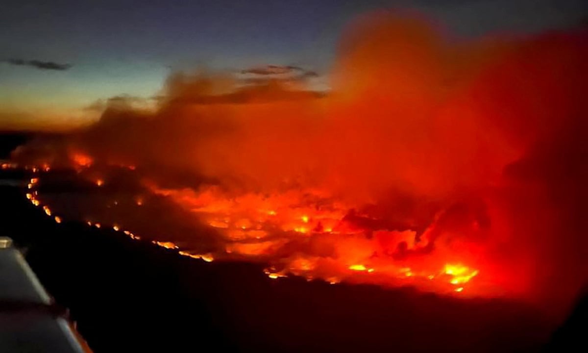 British Columbia 'extremely concerned' as wildfire threatens to destroy town | Canada | The Guardian
