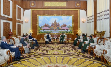 Australia’s ambassador to Myanmar, Andrea Faulkner, met Min Aung Hlaing on 29 January at the Bayintnaung Villa in the capital, Naypyidaw. 