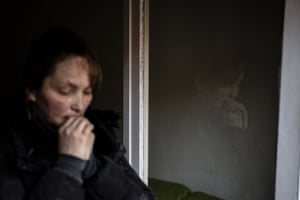 여자 출구 건물