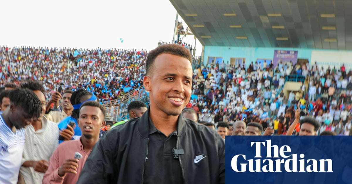 حكم صومالي مستبعد من الولايات المتحدة في كأس العالم ويحصل على نهائي كأس السوبر من قبل الاتحاد الأوروبي لكرة القدم