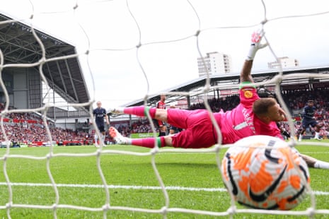 Emerson Royal beats Mark Flekken at the near post to equalise for Tottenham.