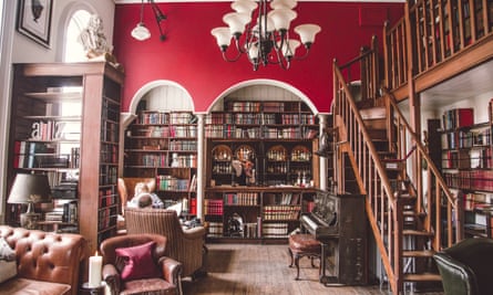 Stanbrook Library Bar