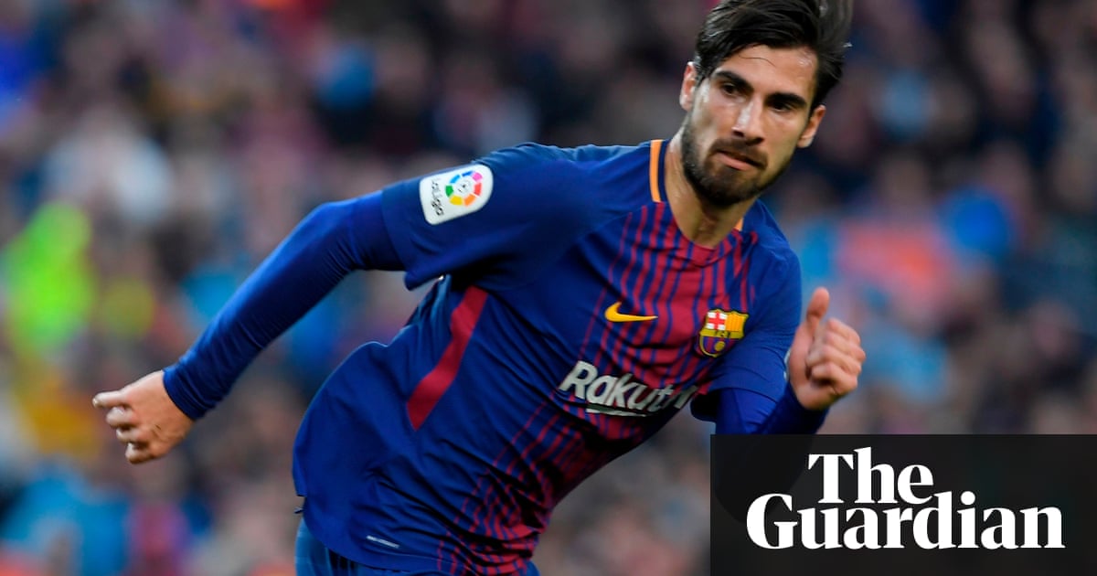André Gomes may feature against Chelsea despite Barcelona 'hell'