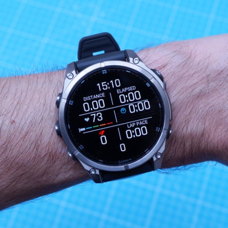 Garmin Fenix 8 - 8 data screens