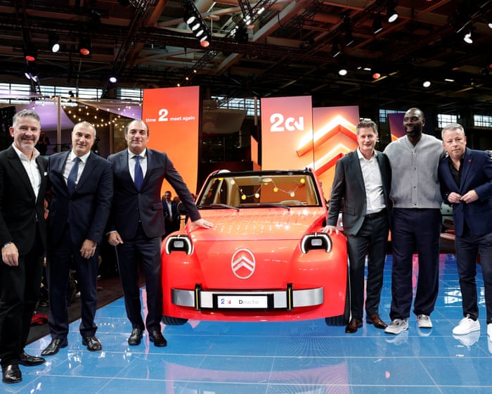 Stellantis and Renault back UK to get EU car industry protection