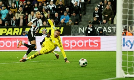 Joelinton’s goal helped Newcastle beat Leicester in the quarter-finals