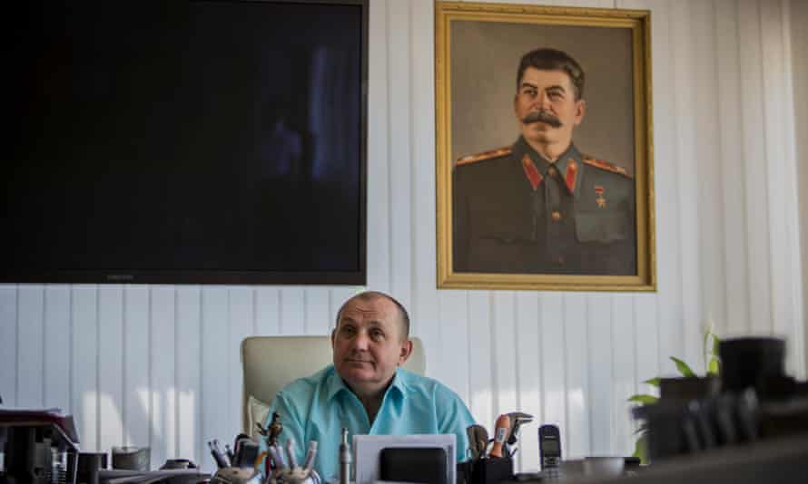 Vladimir Kharchenko en su despacho.