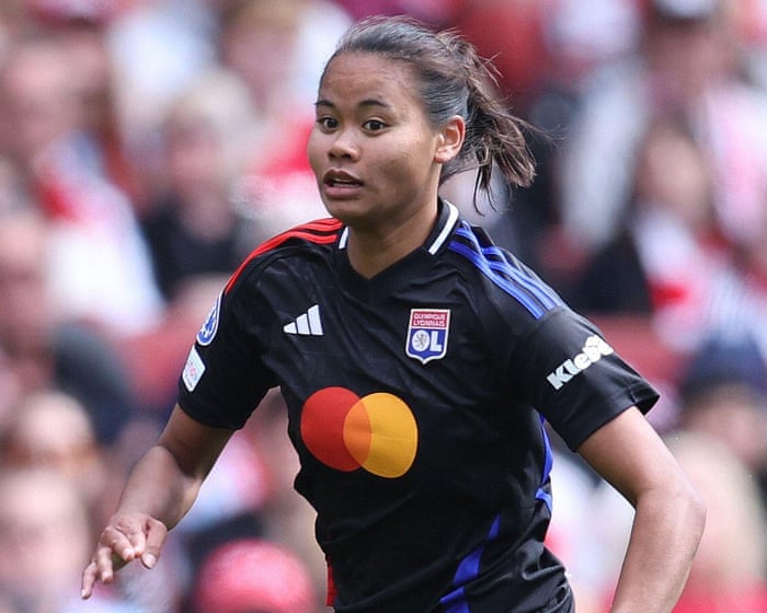 Spurs break their women’s transfer record to sign Alice Sombath from Lyonnes