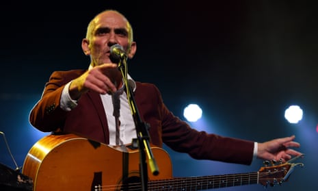 Paul Kelly: ‘words and voices combined effortlessly’.