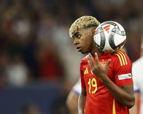 Portugal v Spain: Nations League final – football live