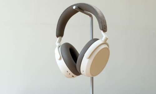 Six of the best noise-cancelling headphones to silence the commute | Headphones | The Guardian
