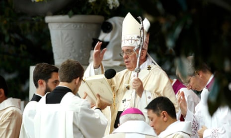 Pope Francis presides over a Canonization Mass for Friar Junipero Serra at the Basilica of the National Shrine of the Immaculate Conception in Washington 23 September 2015.