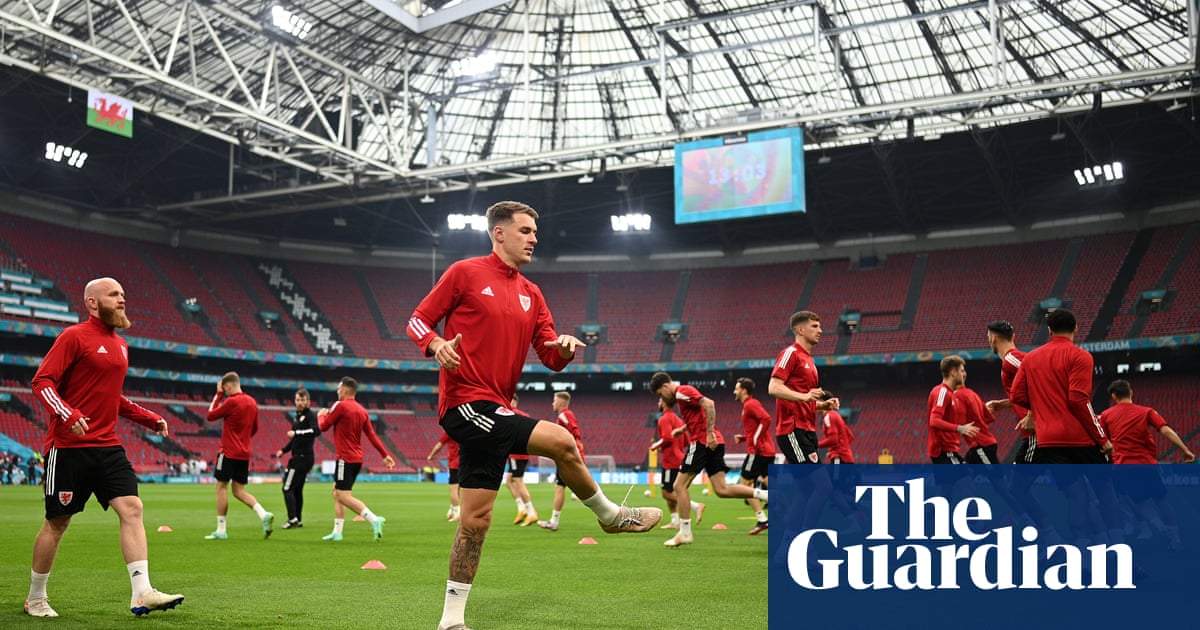‘It’s all out now’: Robert Page backs Wales gameplan to derail Denmark