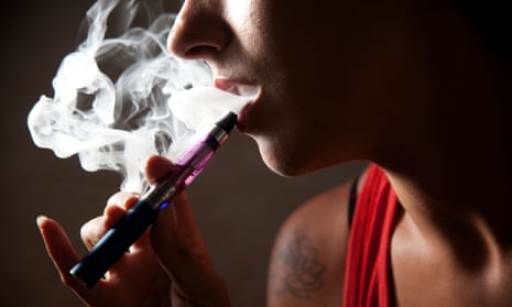 E-cigarette use threatens years of US anti-smoking gains, says report | Vaping | The Guardian E-cigarette use threatens years of US anti-smoking gains, says report | Vaping | The Guardian