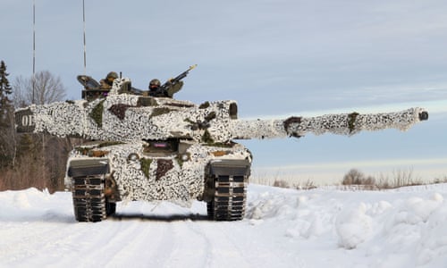 A British army Challenger 2 tank.