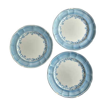 3 Chipped Dinner Plates – Richard Ginori – Blue Garden 2001-2005, 26.5cm, 10.5” msea4182 via eBay