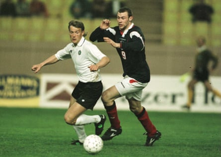 Duncan Ferguson playing for Scotland against Estonia – one of seven caps he won.