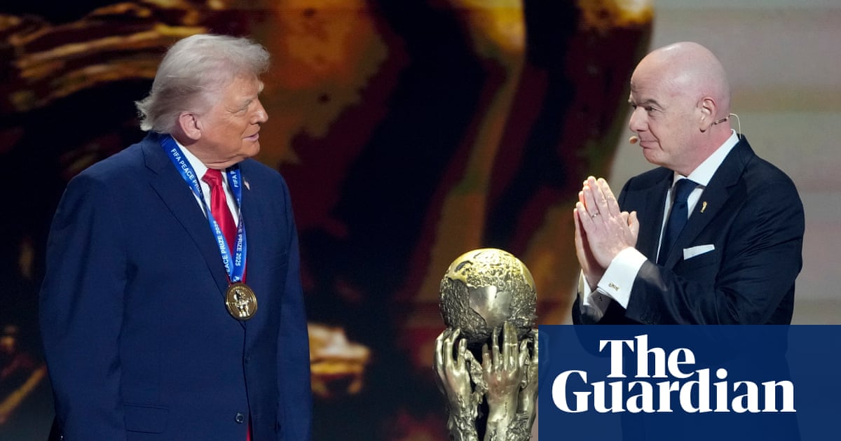 Infantino told by top Fifa figures to scrap or depoliticise peace prize.