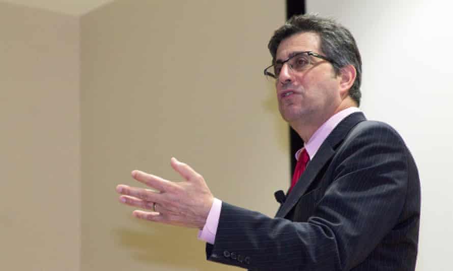 Dr. Howard Bauchner will be replaced as editor of JAMA