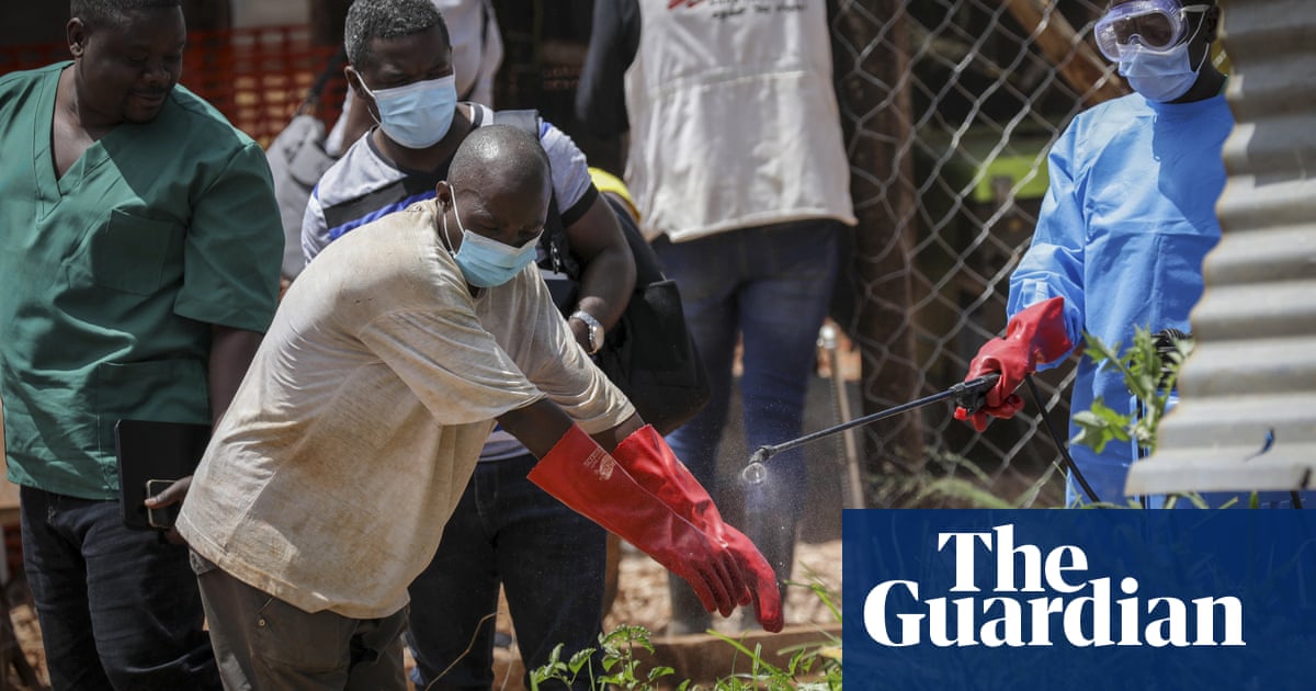 Health workers among dead in Ugandan Ebola outbreak