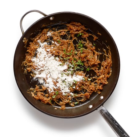 Felicity Cloake’s french onion soup 09