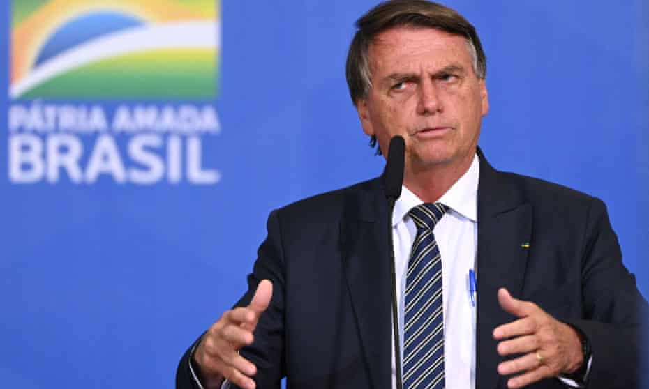 Brazilian President Jair Bolsonaro speaks during an act in defense of freedom of expression at Planalto Palace in Brasilia, on 27 April.