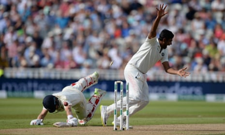 Joe Root's run out sparks England collapse as India grab edge in first Test | England v India 2018 | The Guardian