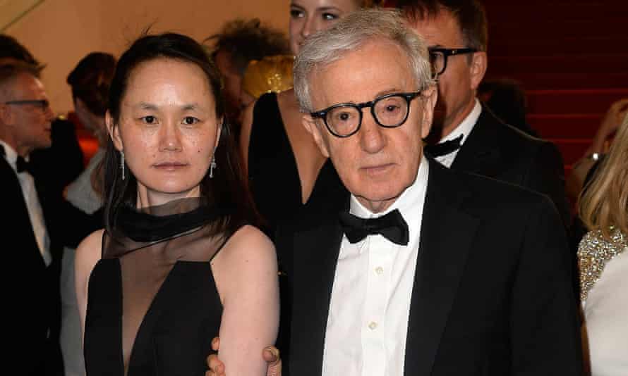 With his wife Soon-Yi in Cannes in 2015