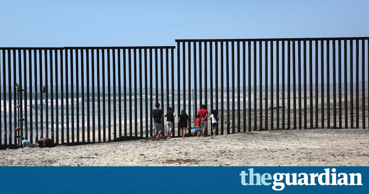 Death In The Sands The Horror Of The Us Mexico Border