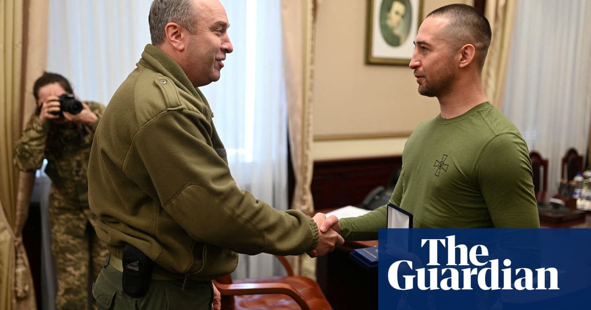 Ukraine gives medal to soldier who told Russian officer to ‘go fuck yourself’