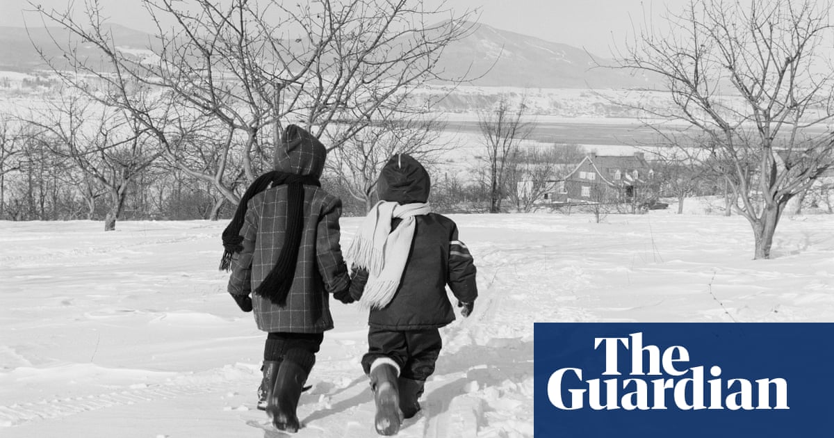 The memories lost when a sibling dies | Bereavement The memories lost when a sibling dies | Bereavement