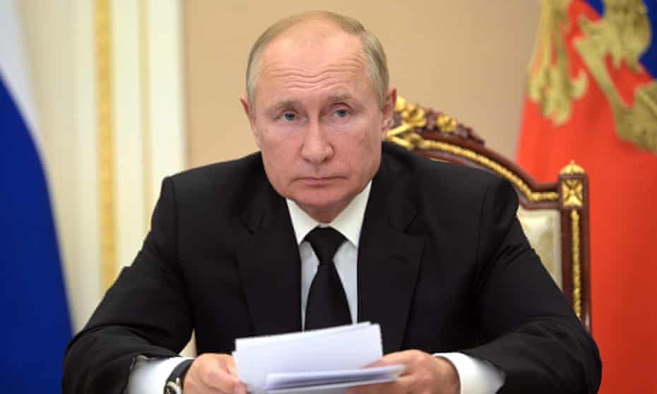 Putin self-isolates after coronavirus found in entourage | Vladimir Putin |  The Guardian