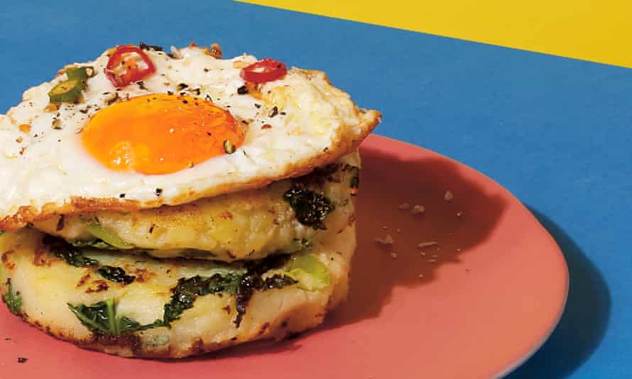 Ta-da! Turn the puree into potato cakes topped with fried egg.