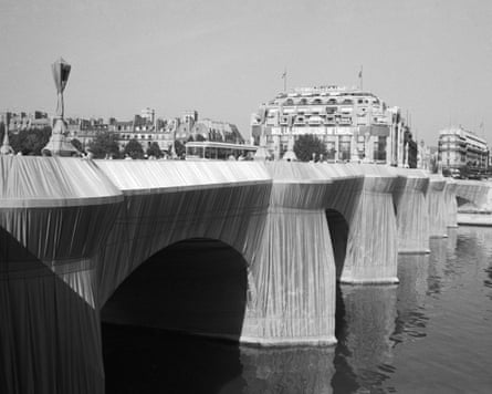The Pont Neuf Wrapped, by Christo and Jeanne Claude, pictured on 22 September 1985.