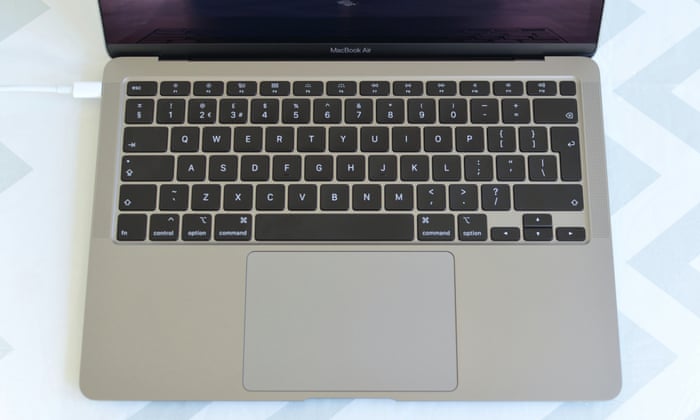 Apple Macbook Air Review 2020 S Near Perfect Consumer Laptop