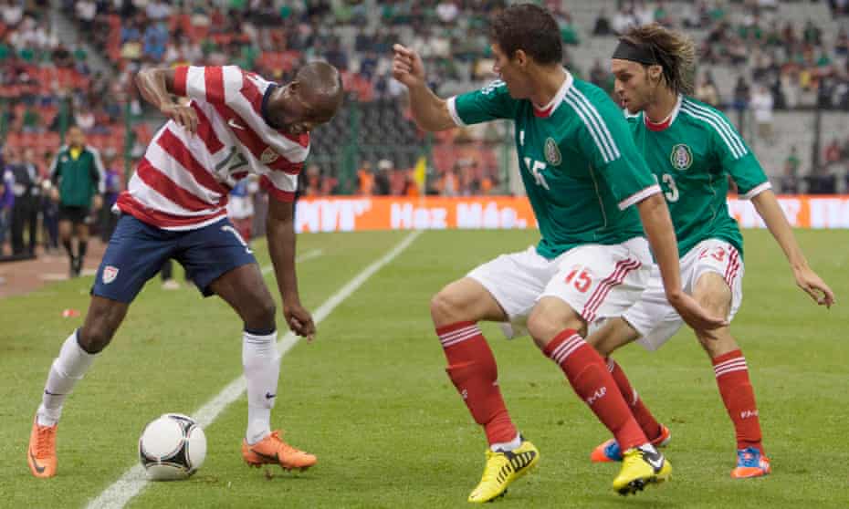 DaMarcus Beasley takes on Mexico at the Azteca in 2012