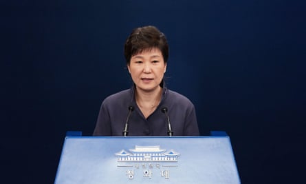 South Korean President Park Geun-hye has offered a public apology after a South Korean TV network reported reported that Choi Soon-sil, who has no official governmental position, was informally involved in editing some of Park’s key speeches.