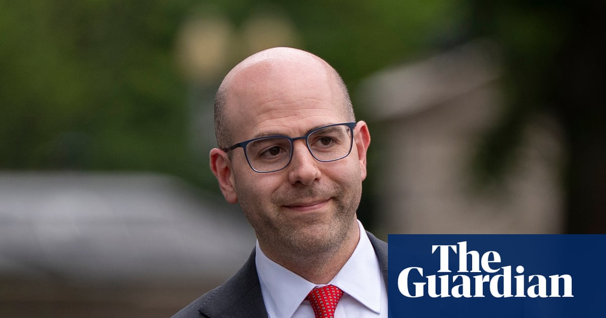 Stephen Miran, bravely stepping down from one Trump job so he can more efficiently serve Trump in the other one that runs the central bank.