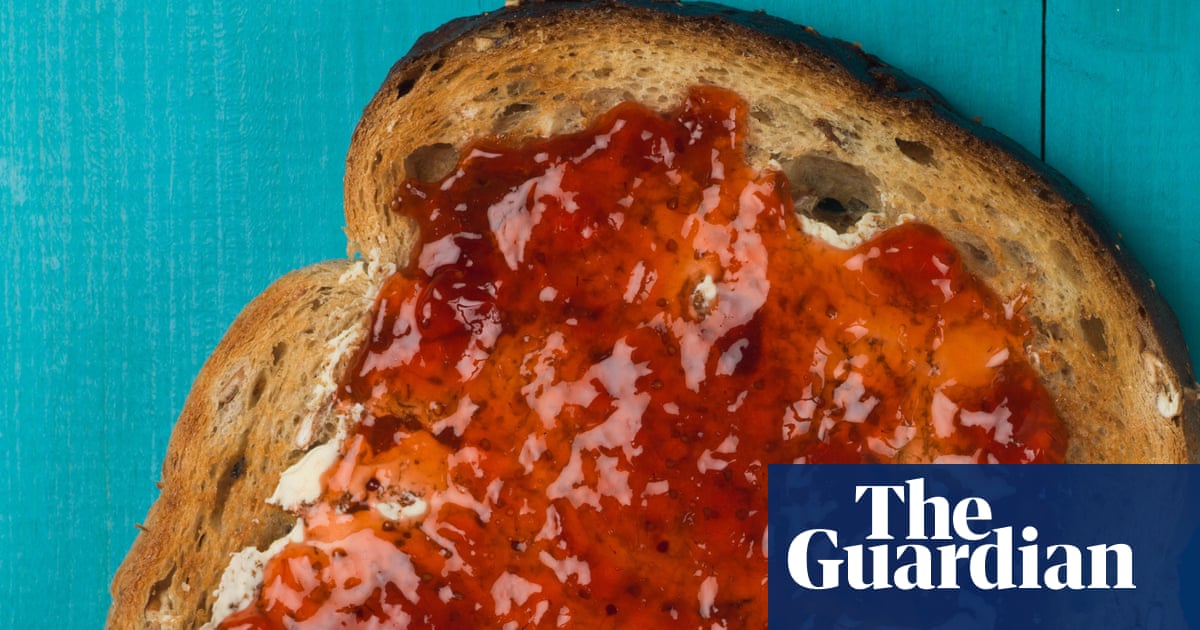 Sweetener used in chewing gum and jam linked to strokes and heart attacks