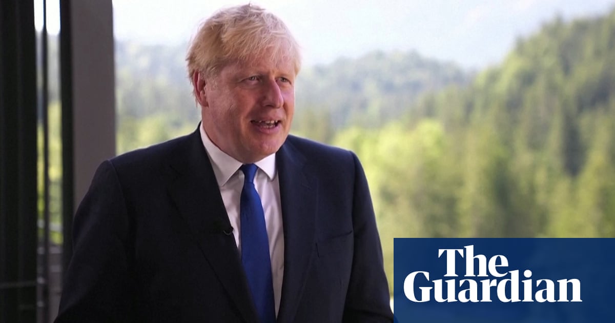 Johnson issues open invitation to Russian scientists ‘dismayed by Putin’s violence’