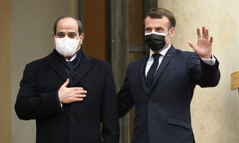 Sisi with French president Emmanuel Macron in Paris, December 2020.