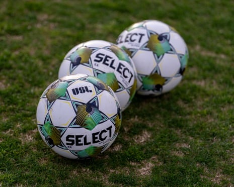 Игроки USL в действии