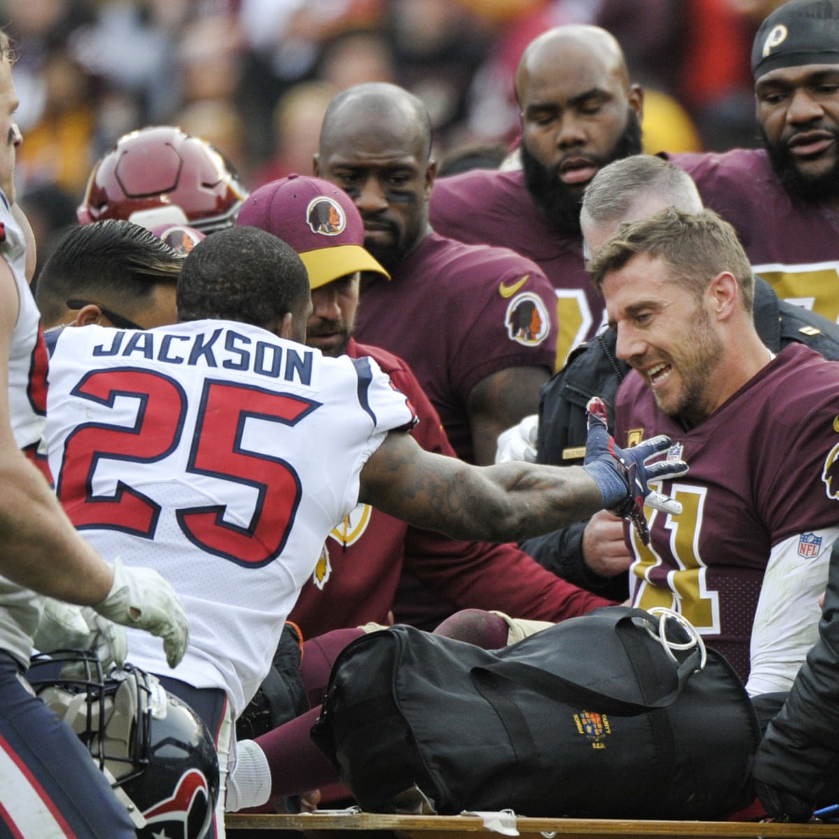 Washington S Alex Smith Battling Infection After Surgery According To Reports Washington The Guardian